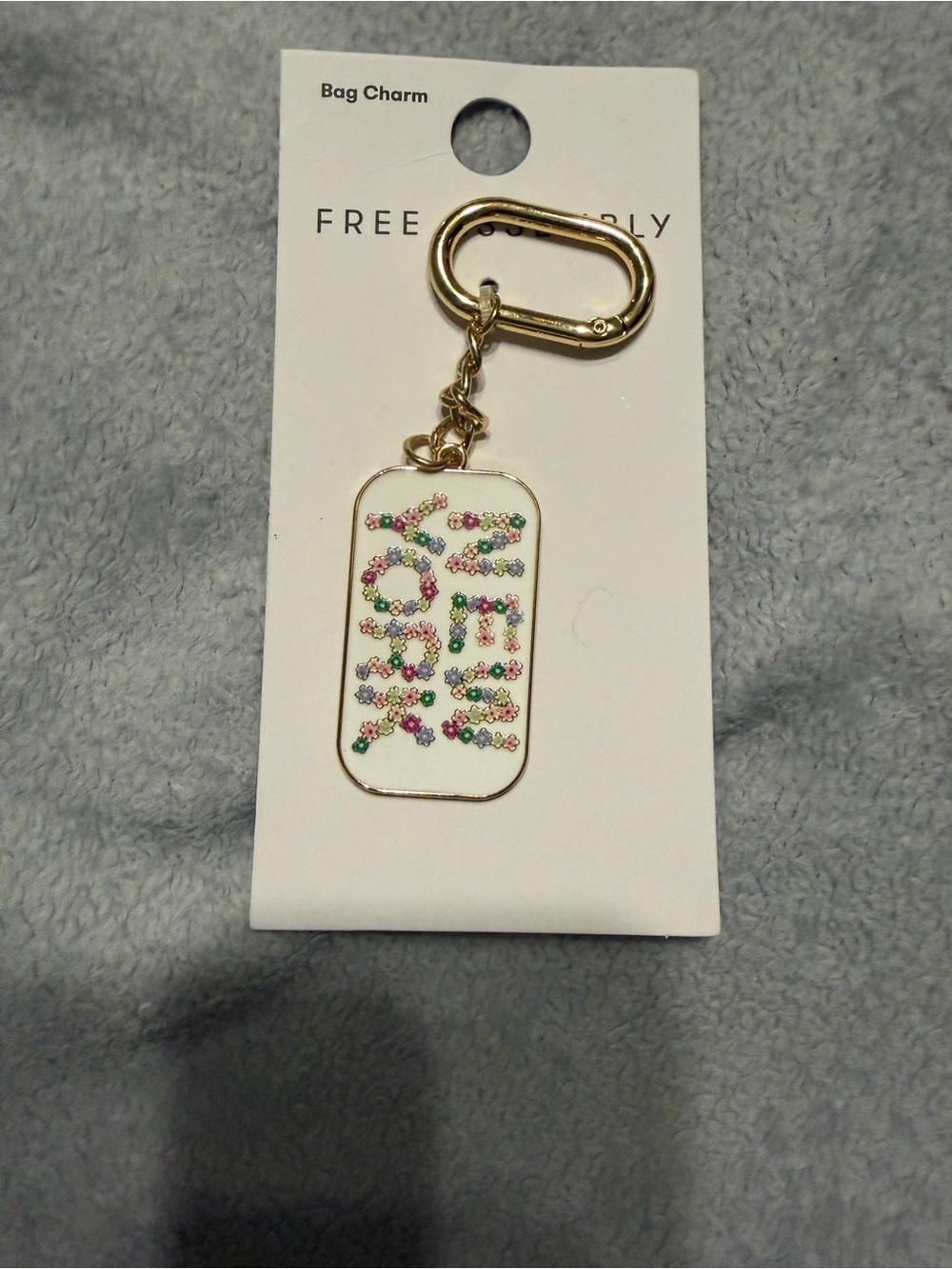 Free Assembly Women's New York Handbag Charm, White